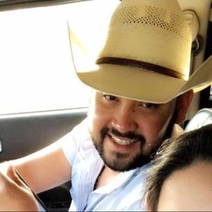 Meet your Posher, Javier